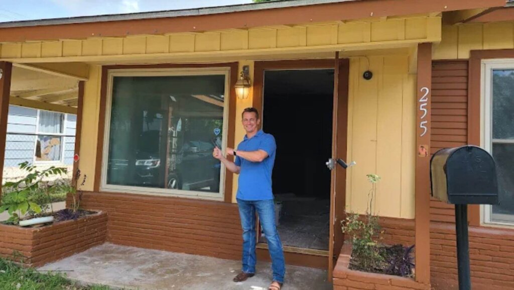 How to sell my house to an investor in Floresville TX