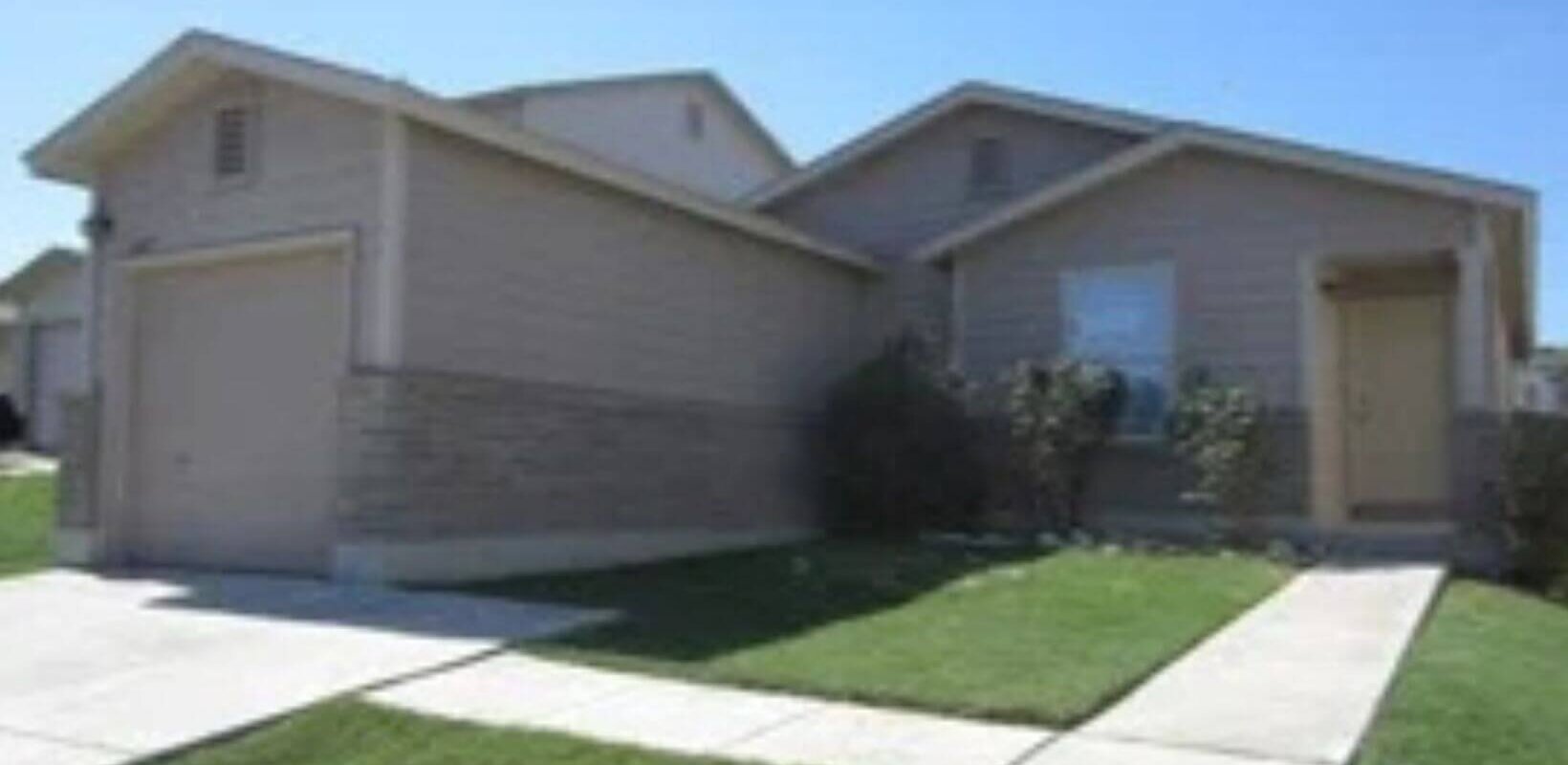 we buy houses for cash Sandy Oaks Texas