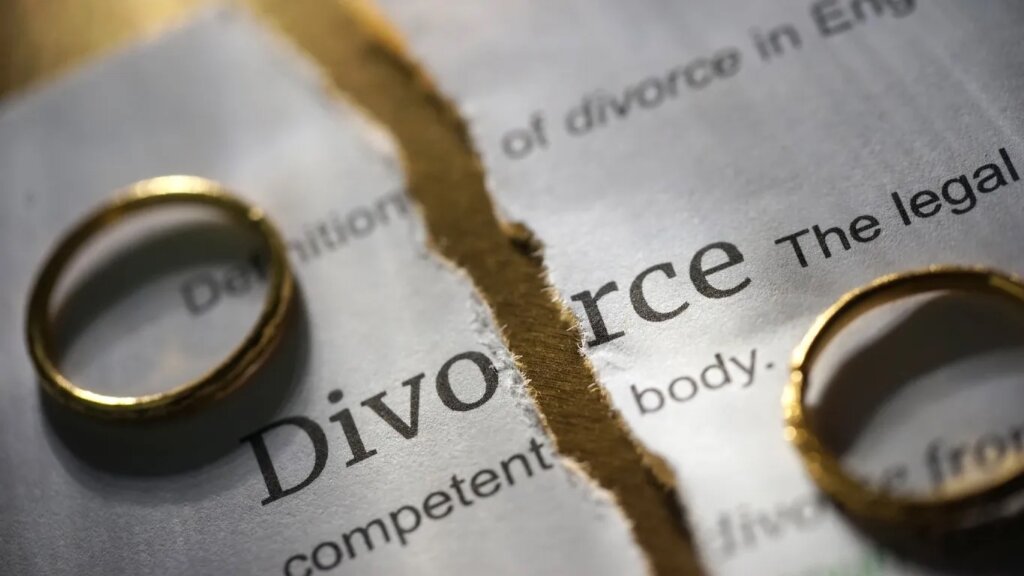 Selling your home during divorce in Butte County