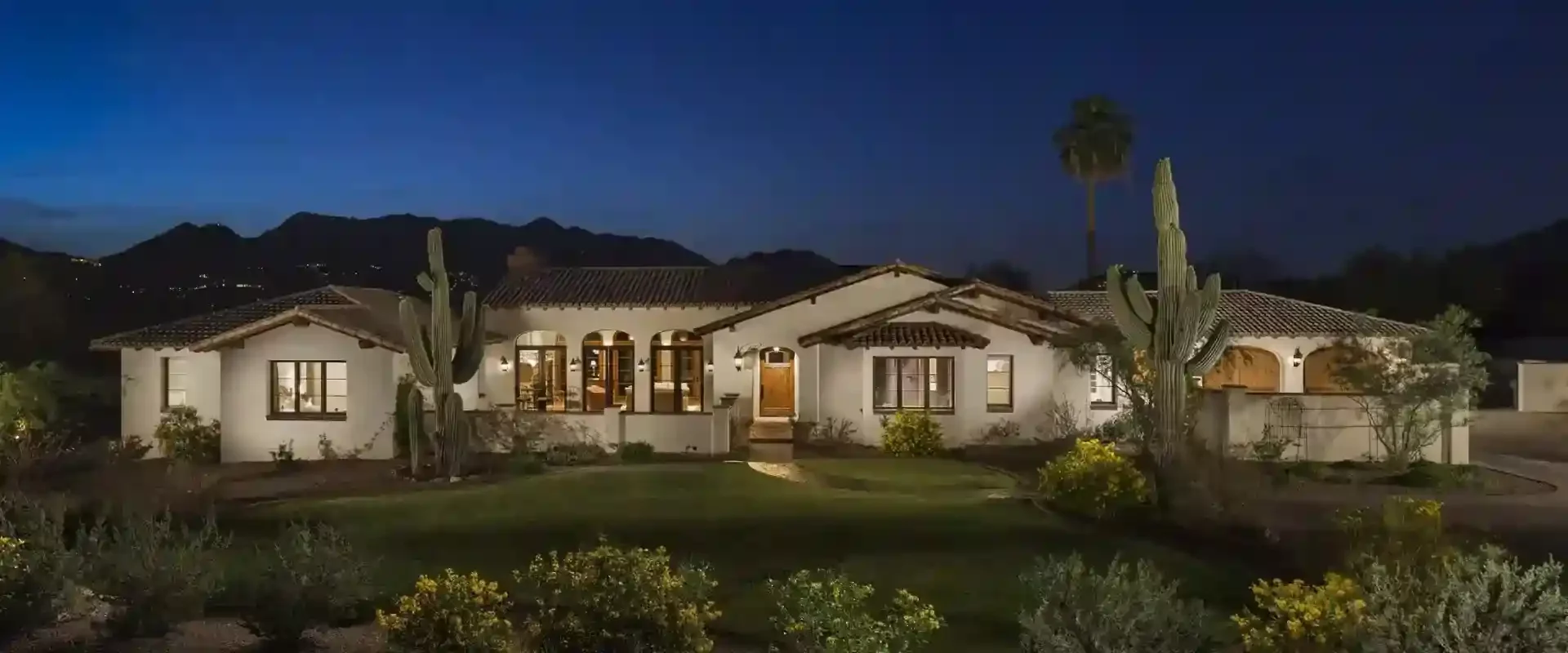 Photo of an Arizona house, representing the established presence of 'We Buy Houses Arizona' in the local market, symbolizing their commitment to helping homeowners sell their houses quickly and for a fair price.