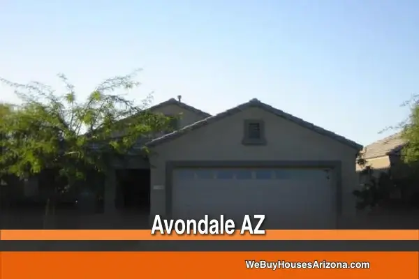 Single-story stucco house with a two-car garage at 11429 W. Rio Vista Lane, Avondale, AZ, bought by We Buy Houses Arizona in February 2005.