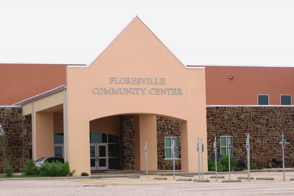 Event Center - Lauro DeLeon Community Center - Everything you need to know before moving to Floresville TX