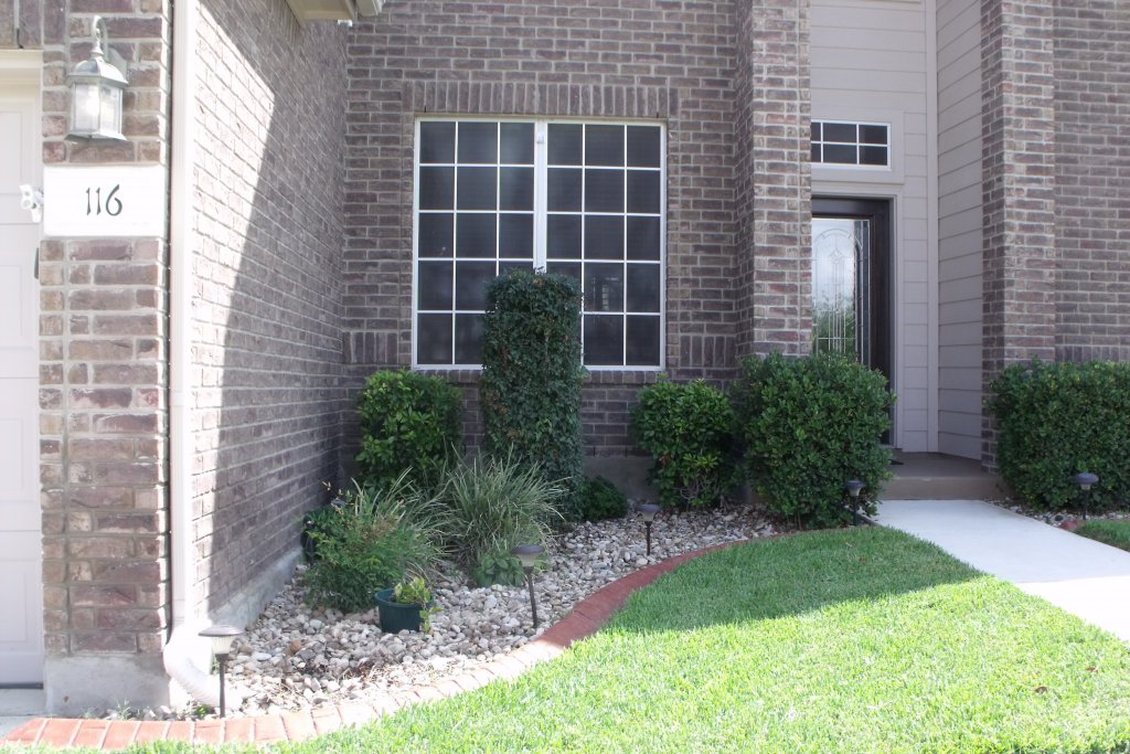 Floresville TX - homes for sale