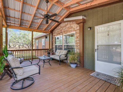Home for Sale entry deck - Floresville Real Estate Agent