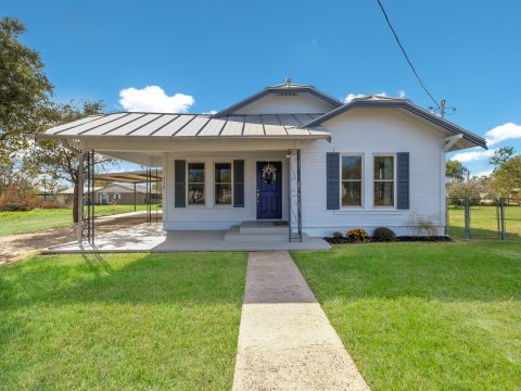 Home sold in Poth Tx