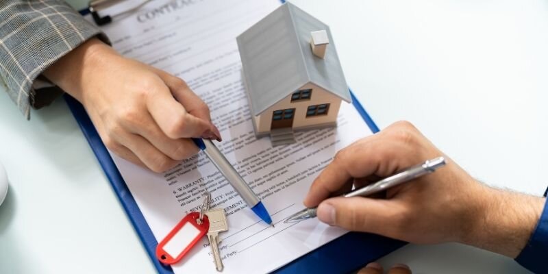 Comparing Title and Deed in Massachusetts