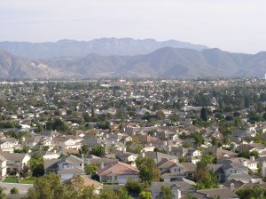 a real estate agent in camarillo can help you buy a home like these located in Camarillo