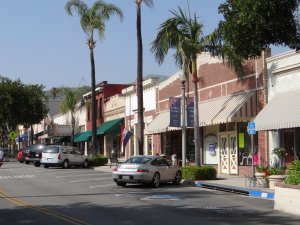 a real estate agent in fillmore can meet with you in downtown fillmore