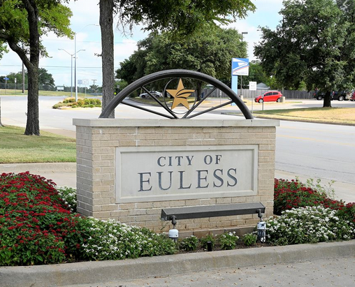 City of Euless Texas sign