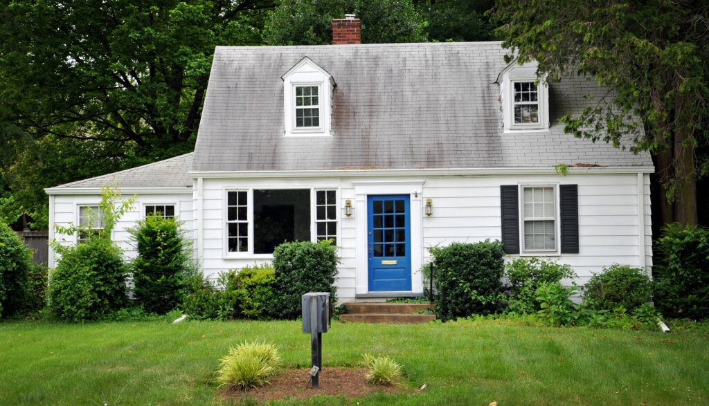 https://www.homesbychrisharter.com/blog/incentives-you-can-offer-when-selling-your-house-in-council-bluffs-or-omaha/