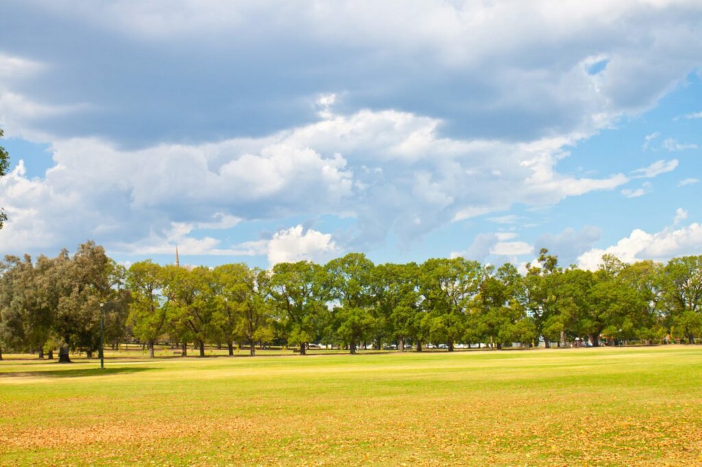 Features of Omaha and Council Bluffs Land That Will Prove to Make Buying a Good Investment