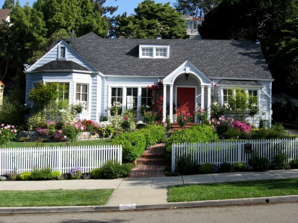 Cost-Effective Landscaping Tips For House Flippers In Omaha and Council Bluffs