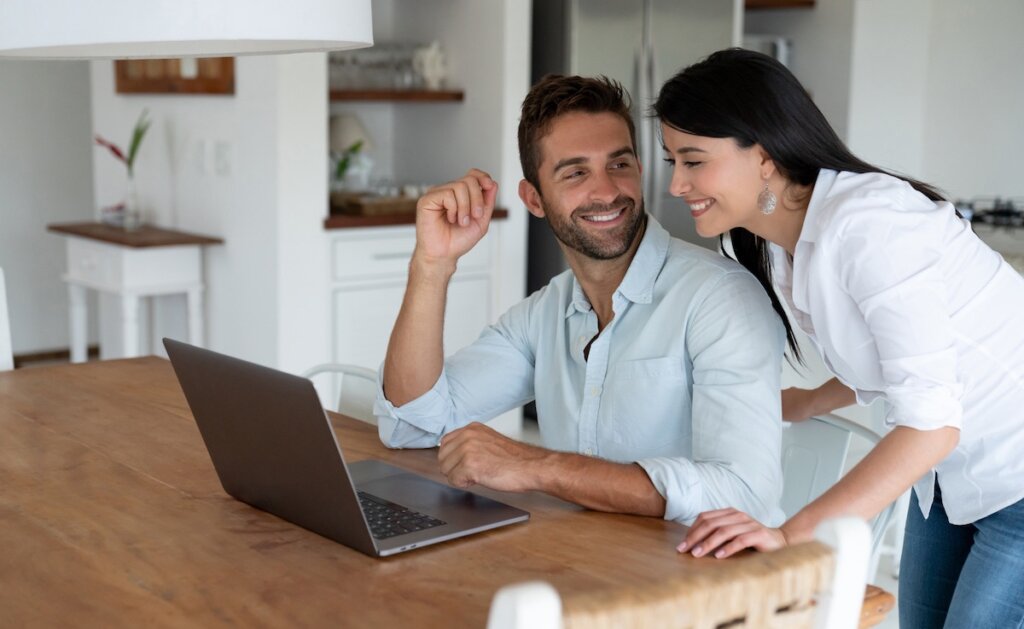 How to Do a Lien Search for Omaha And Council Bluffs Investment Home Buyers