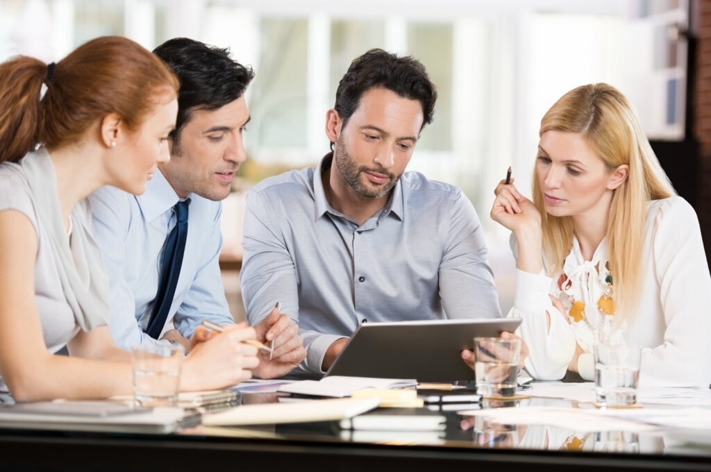 Things To Look For When Working With An Omaha And Council Bluffs Wholesaler To Expand Your Portfolio