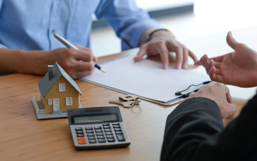 Ways To Compete With Direct Cash Home Buyers In Omaha And Council Bluffs