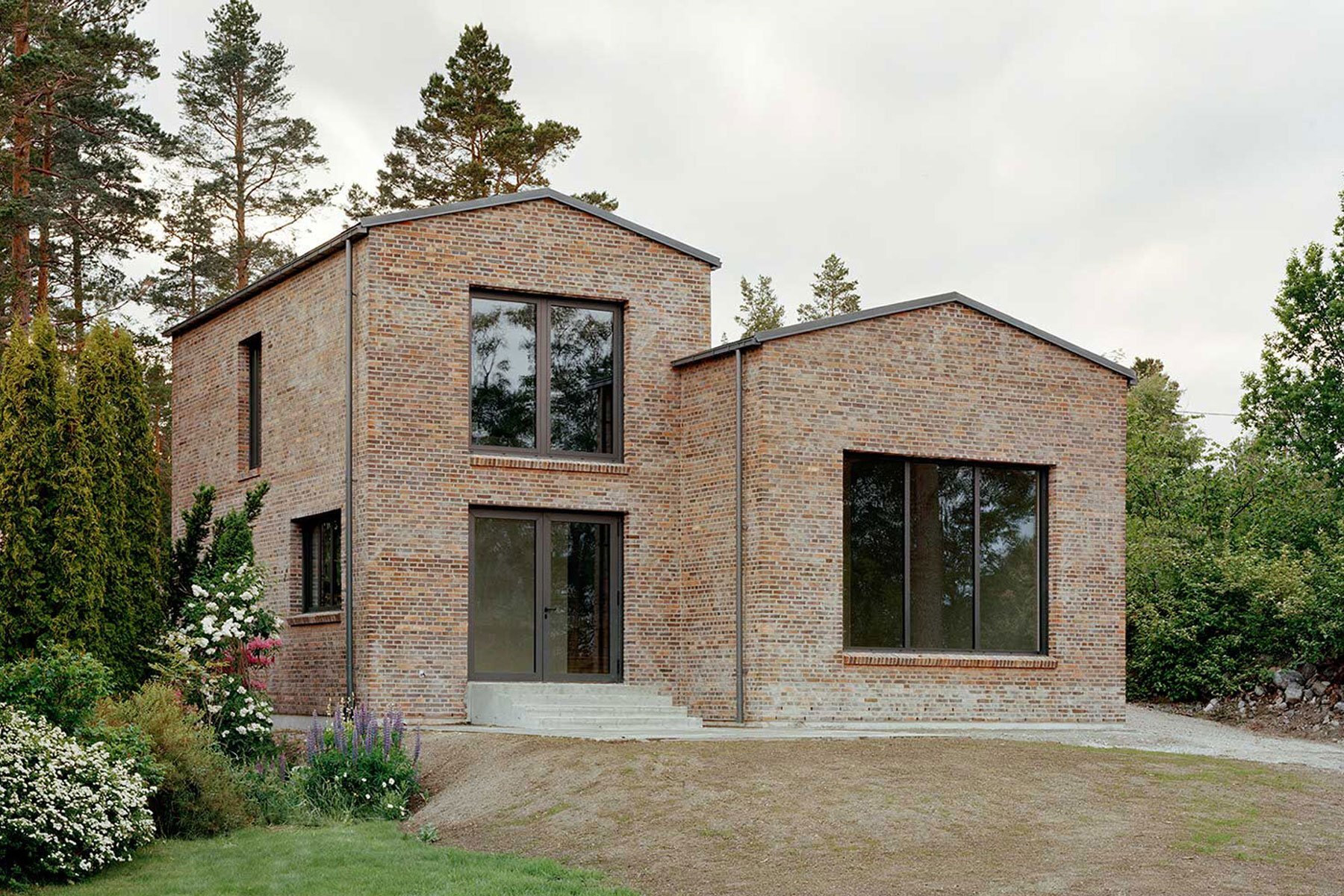 we-buy-houses-brick