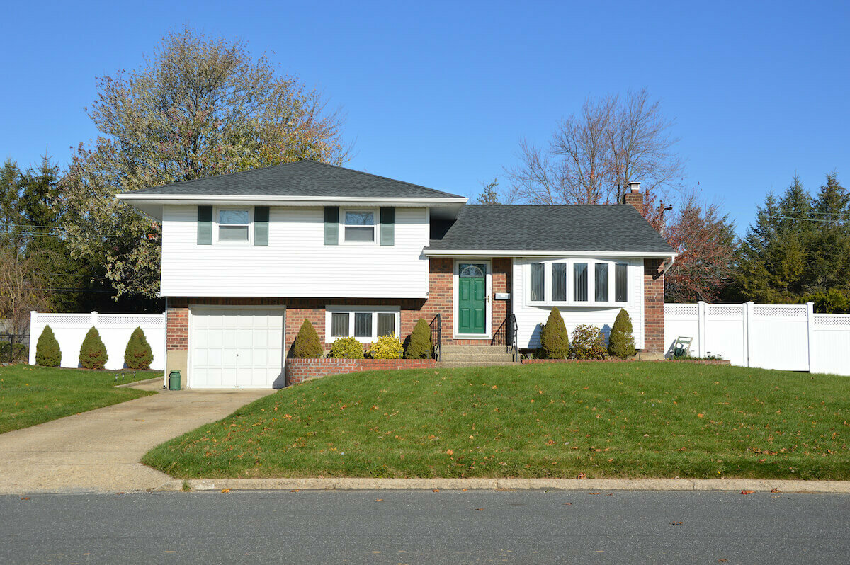 we buy houses Milwaukee - sell a house fast in Milwaukee
