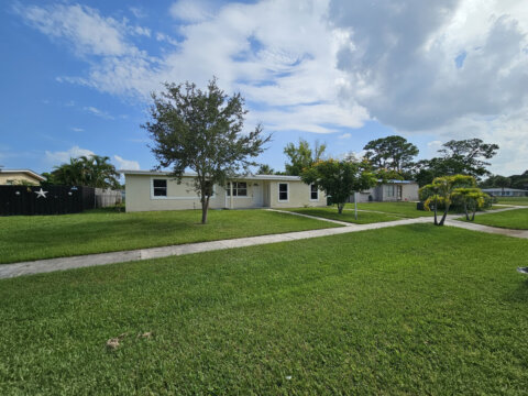 Property for sale 160 Princess Dr, Port St. Lucie, FL 34952