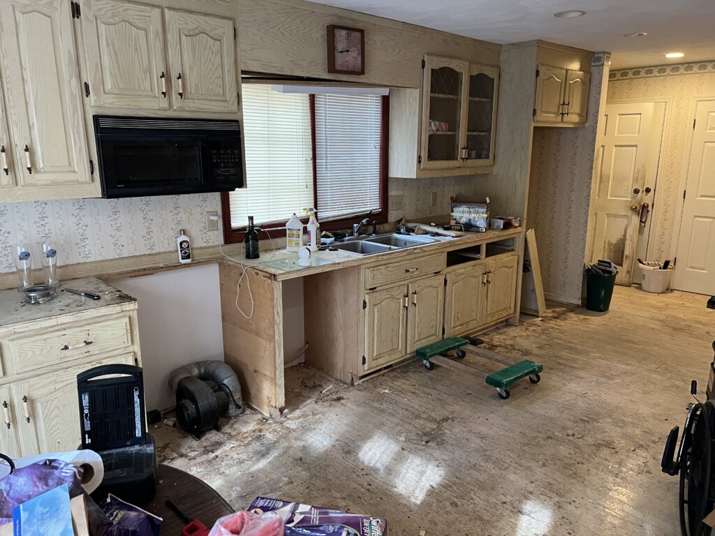 Ultimate Guide to Selling a Water-Damaged House Quickly