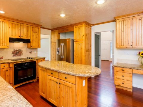 Different angle of kitchen with seller financing Alpine UT