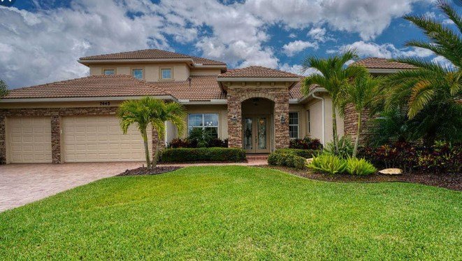 How To Buy A House With A Family Member
