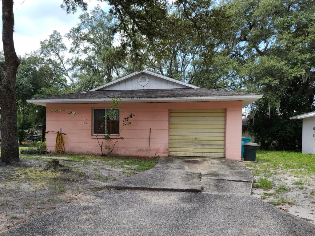 Physical Distress house purchased as-is by Investment Capital Home Buyers – we buy houses Florida.