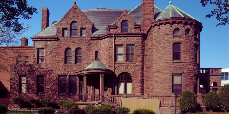 historic homes Minnesota