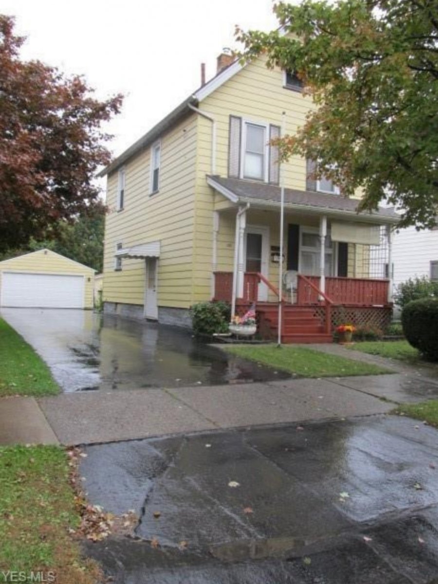 710 Paige NE Warren, Ohio 44483 Moss Mill Ltd.