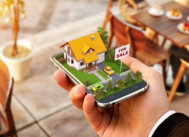 Using Social Media to Sell Your House