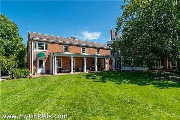19 Pleasant St #2-11, Nantucket
