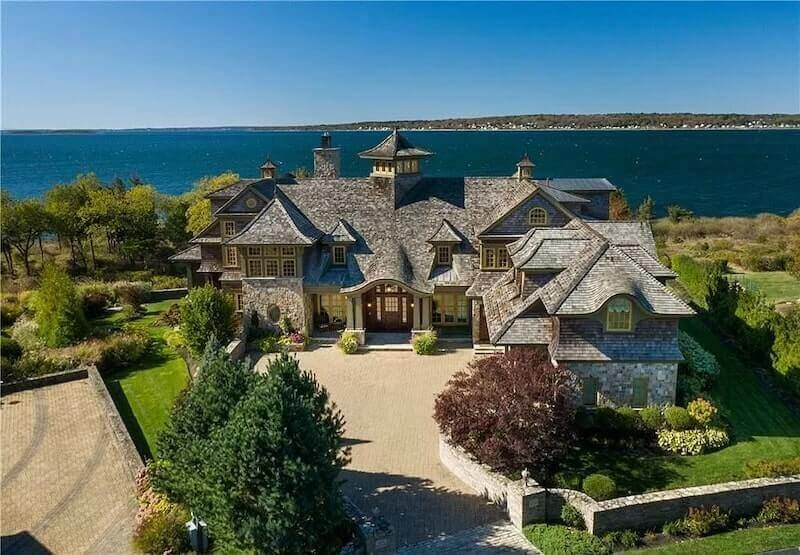 272 Carnegie Harbor Drive, Portsmouth