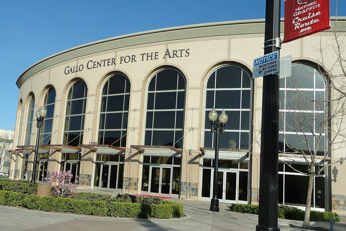 Art center in Modesto California