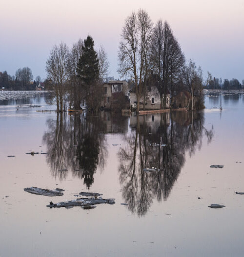 sell the house after flood in Texas