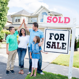 Best and Worst Times to Put Your House on the Market In Texas