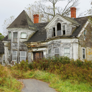 How to Secure Abandoned Property In Texas