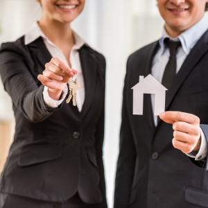 Sell my distressed house as an out-of-state homeowner Arlington