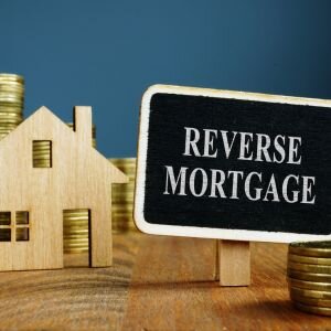 How to Sell a House with a Reverse Mortgage in Texas