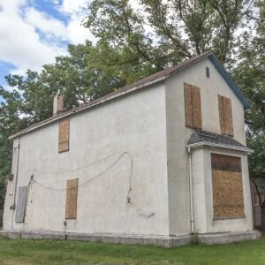 How to Market a Condemned House in Texas