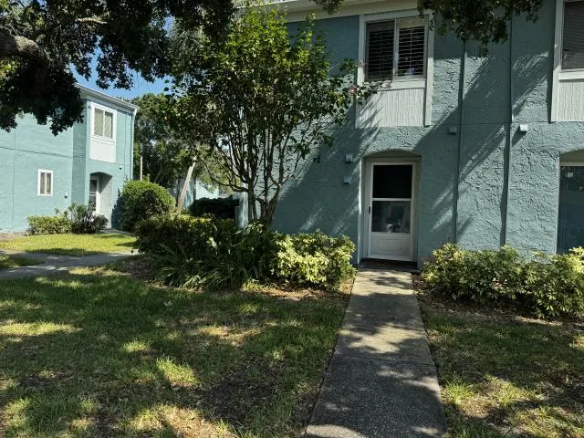 Original exterior of 136 115th Ave NE in St. Petersburg, Florida