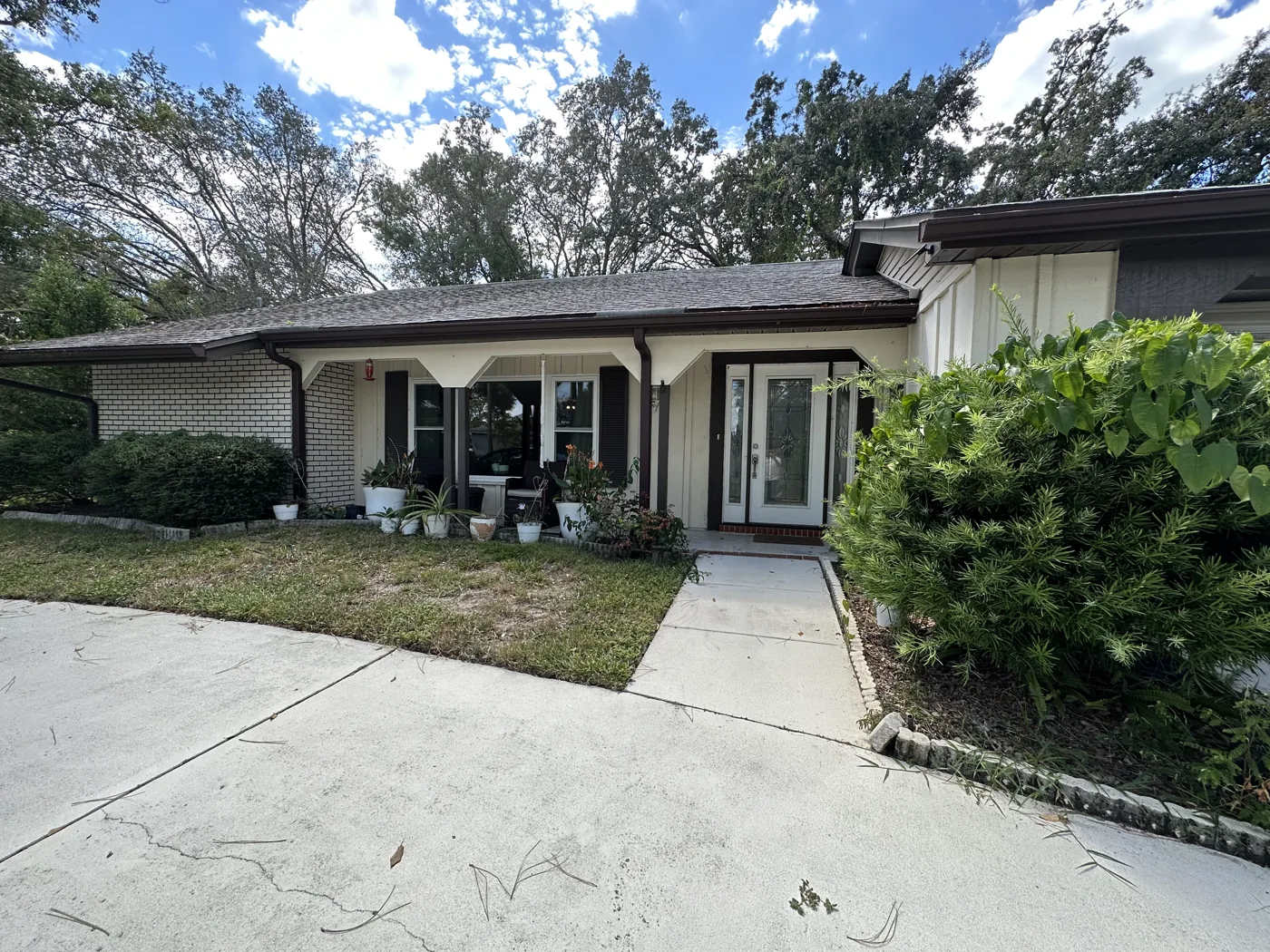 Exterior of 8400 Hunting Saddle Dr in Hudson, Florida