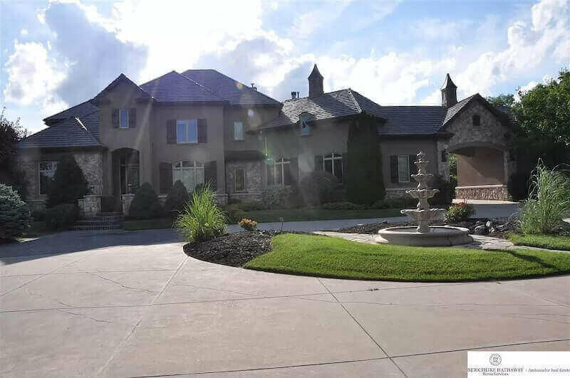 1206 N 136th Ave, Omaha, NE 68154