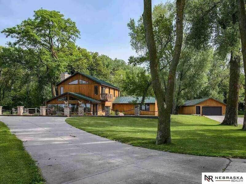 28407 W Maple Rd. Waterloo, NE 68069