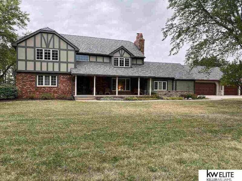 9440 Pioneers Blvd. Lincoln, NE 68520