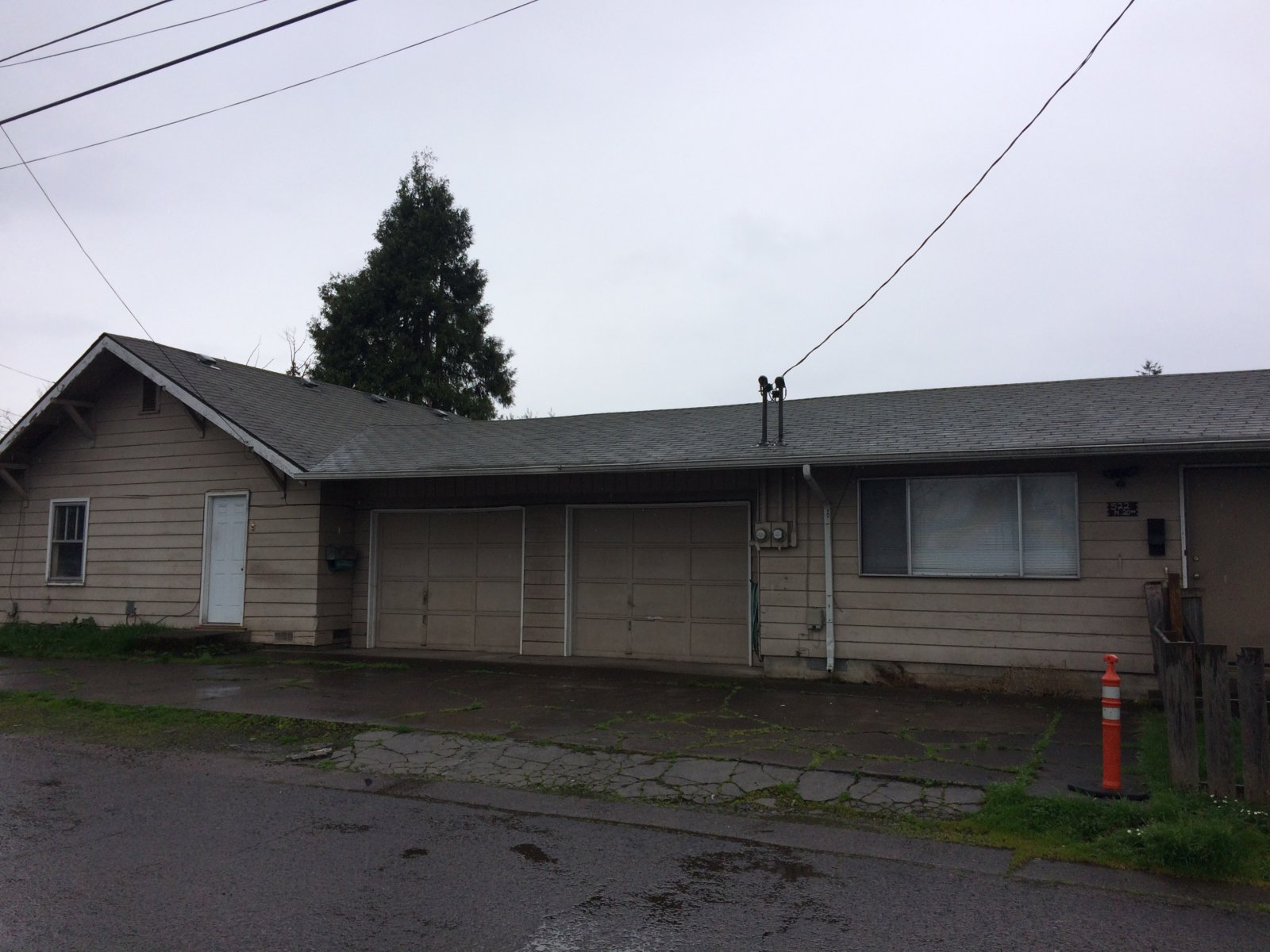 Newly Acquired Duplex in the affordable housing area of Springfield, Oregon is not ready for market yet.