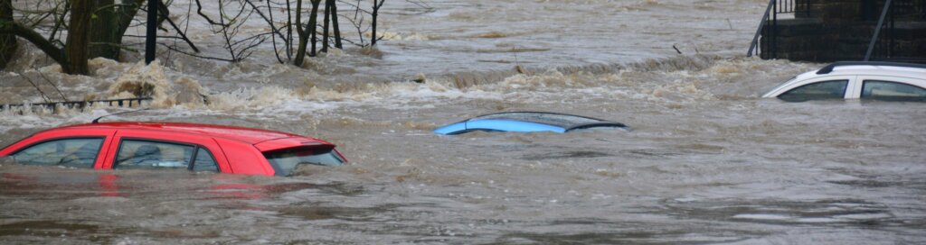 Image of flood for article written by FIT Acquisitions to guide homeowners on how to sell flood zone property in Houston.