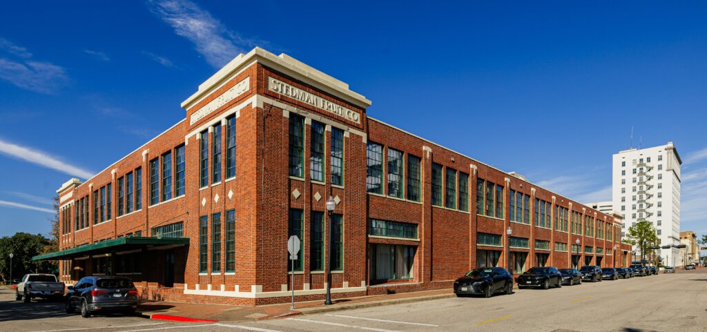 FIT Acquisitions helps property owners sell commercial property for cash in houston
cash buyer for commercial real estate Houston