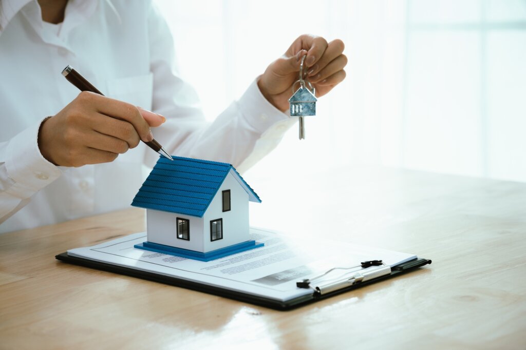 Selling Your Home During Financial Hardship in Ontario