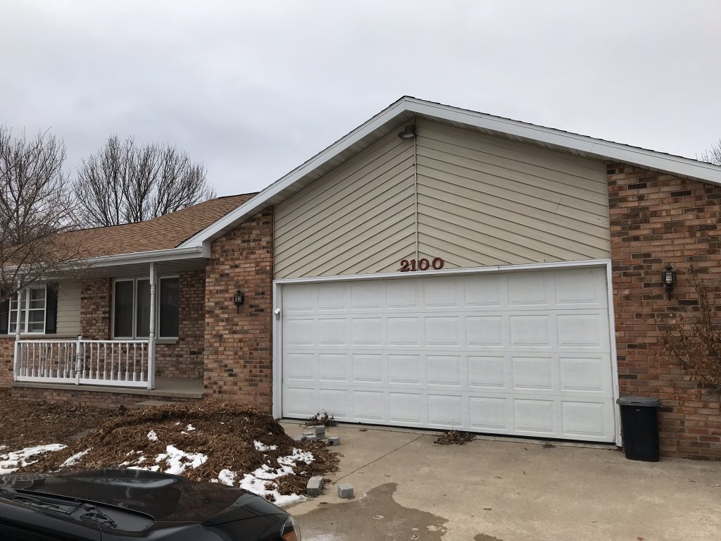 We buy houses neenah