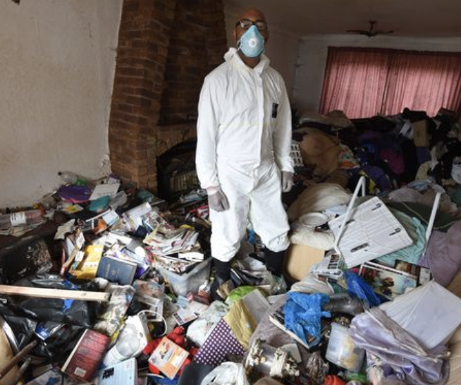 hoarder dies appleton wi