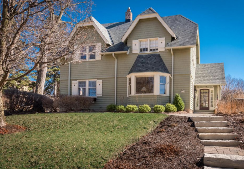 single family house investor